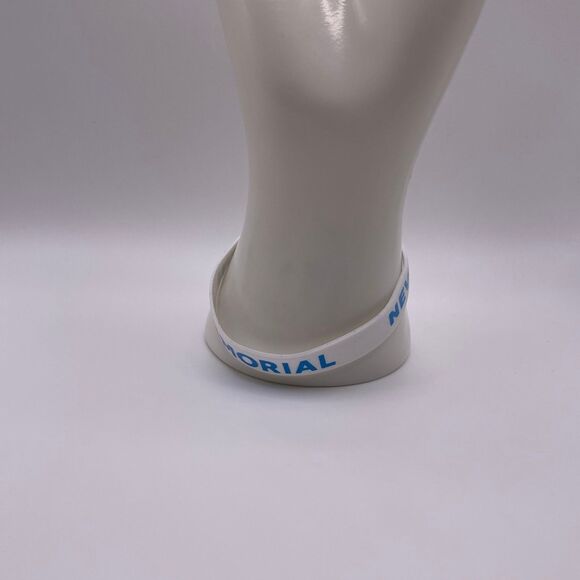 White & Blue Never Forget 9/11 Memorial Rubber Bracelet - Picture 10 of 12